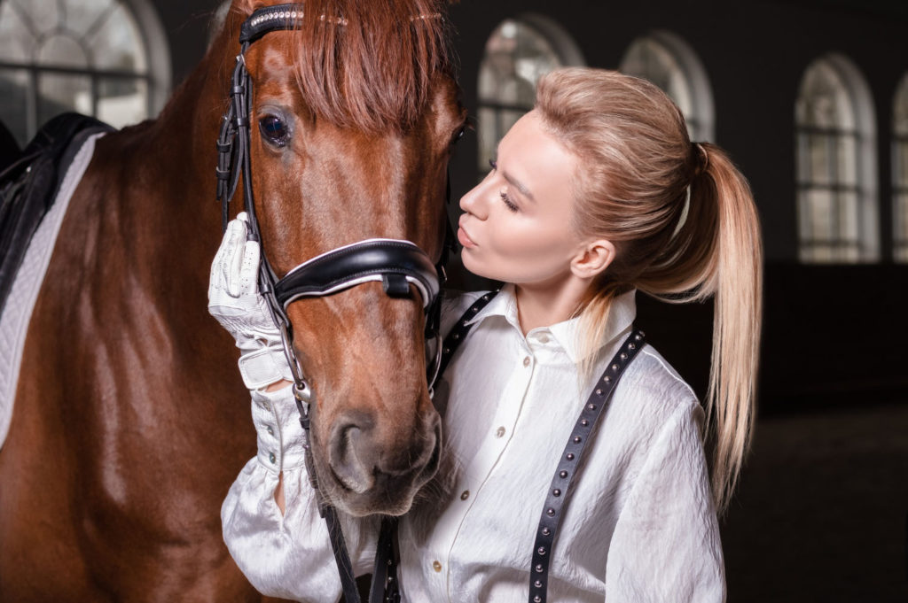 Każdy, kto kocha swojego konia, wie, że to nie tylko zwierzę, ale przede wszystkim członek rodziny