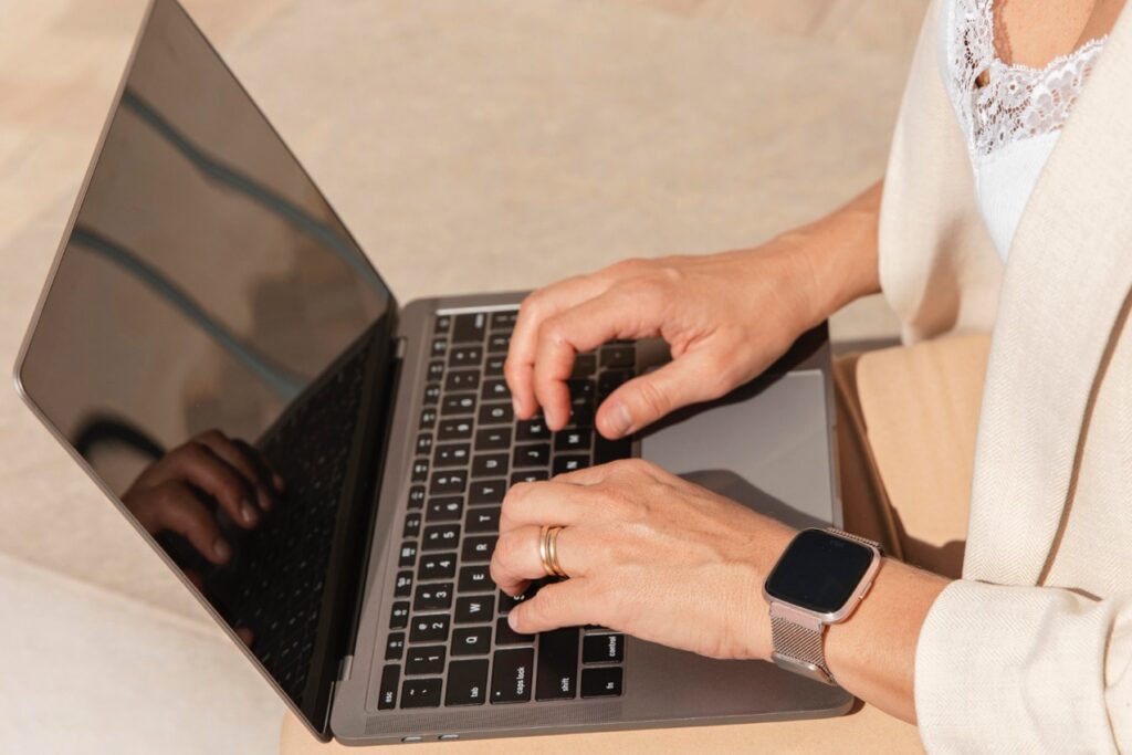 FileMaker to platforma, która od lat rewolucjonizuje sposób tworzenia aplikacji biznesowych